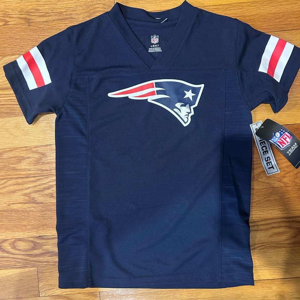 NWT Patriots Jersey